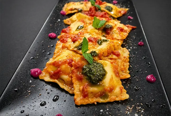 Ravioli (5 τυριά)